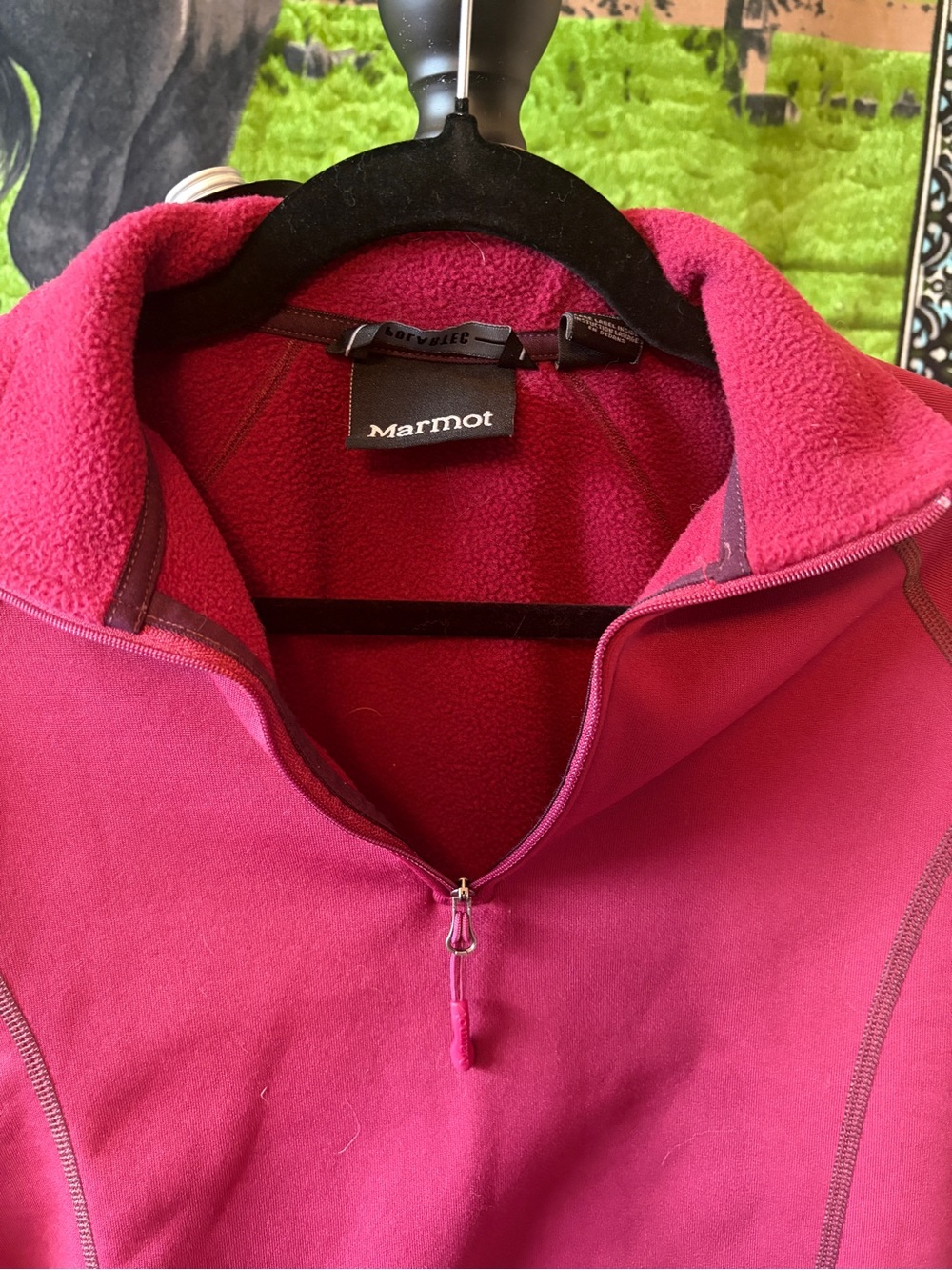 Marmot Women’s Stretch Quarter Zip Fleece Pullover Thumbholes Magenta Size M